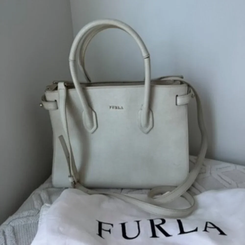 Furla Tote Crossbody - Picture 8 of 9